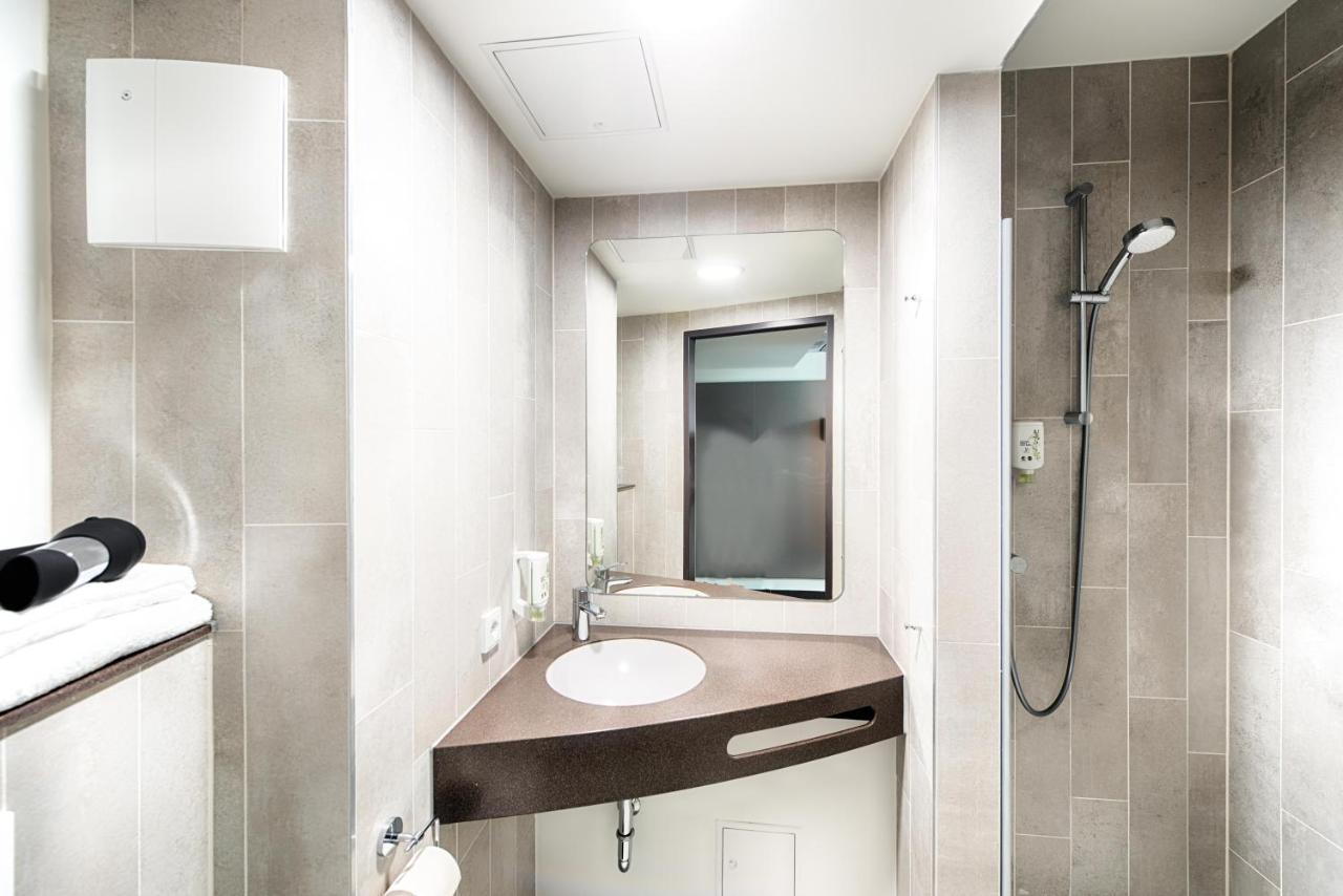 B&B Hotel Wien-Meidling エクステリア 写真